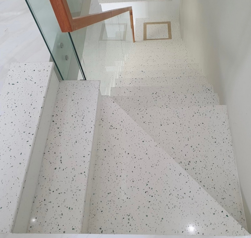 tien-hanh-tron-hon-hop-terrazzo-theo-dung-ty-le