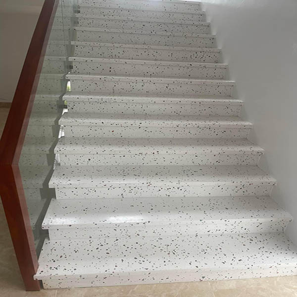 uu-diem-cua-cau-thang-terrazzo