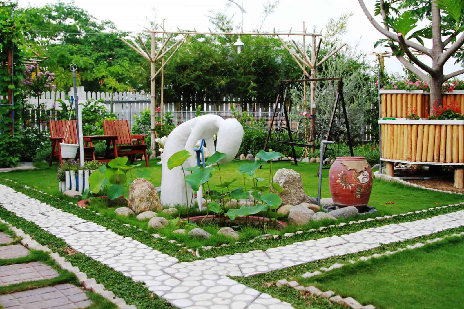 vat-lieu-tu-nhien-va-yeu-to-nuoc-tao-cam-hung-thu-gian
